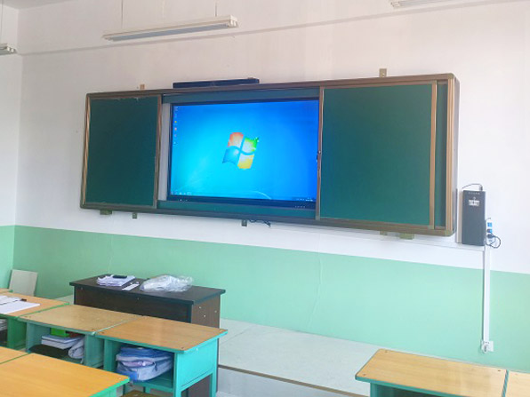 山西宝鸡中学教育触摸一体机构建智慧课堂(图2) 山西宝鸡中学教育触摸一体机构建智慧课堂(图2)